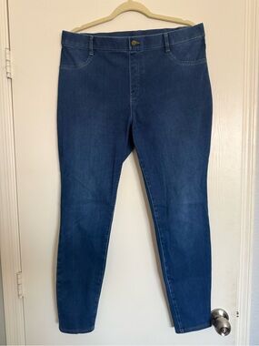 Normal Wash Jeans (stretch denim)